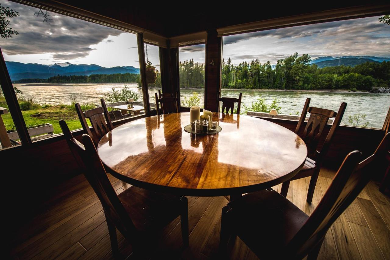 Skeena River House Bed & Breakfast Terrace Exterior foto
